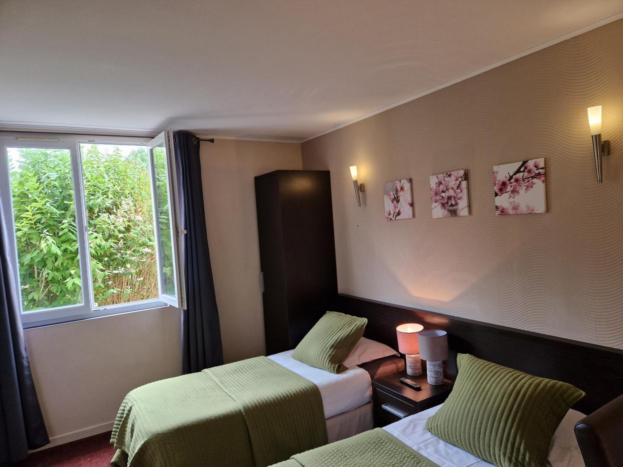 Hotel Bal Tournehem エクステリア 写真
