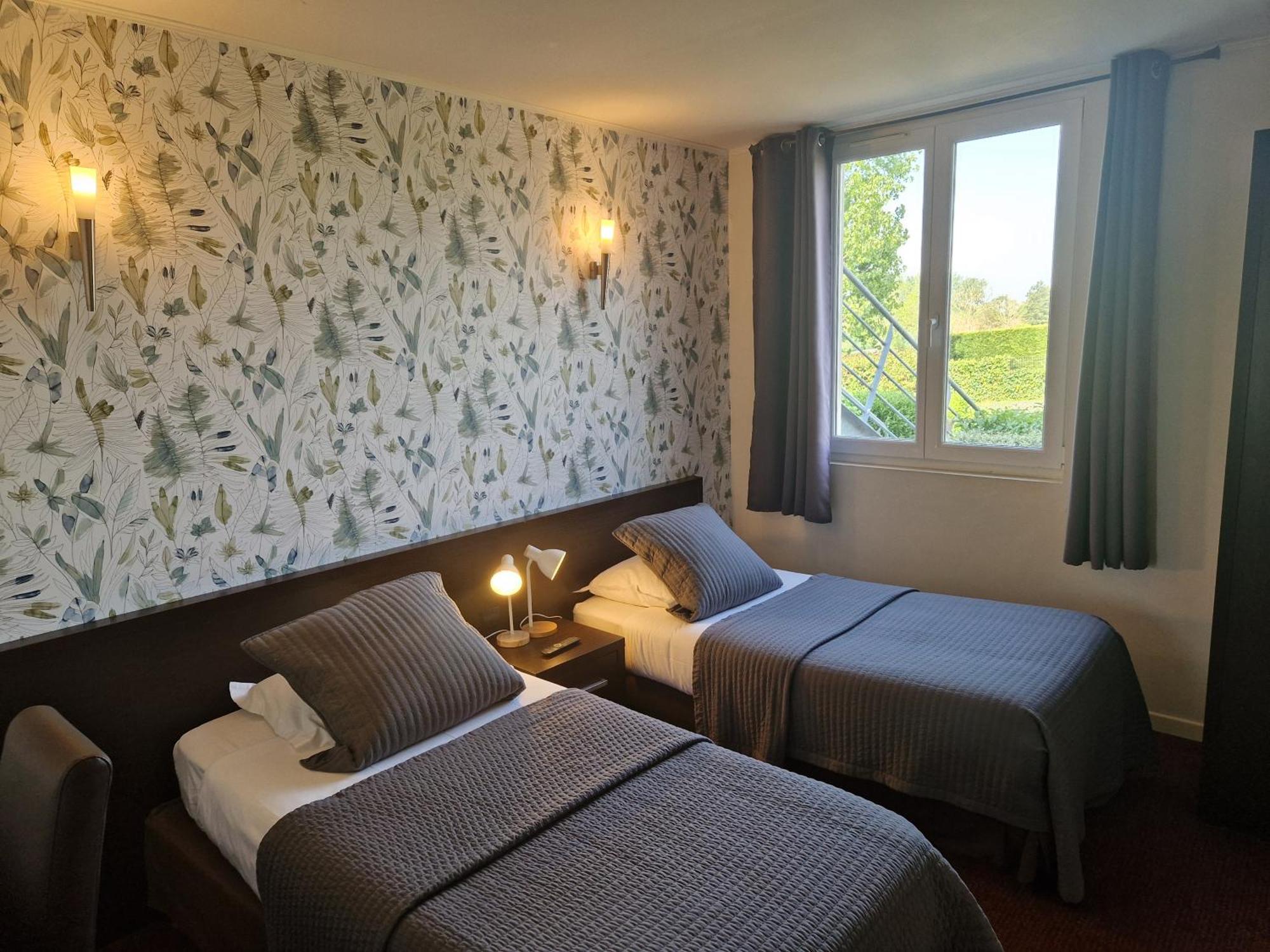 Hotel Bal Tournehem エクステリア 写真