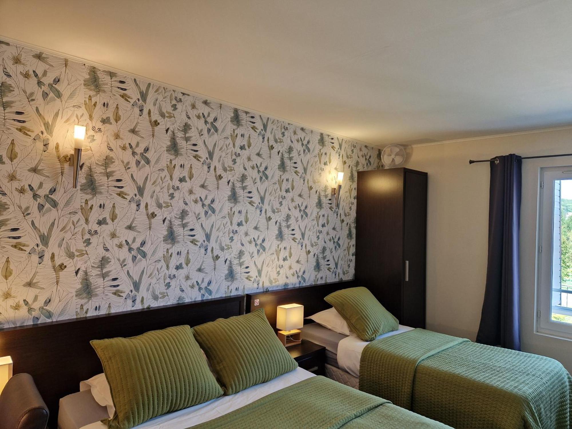 Hotel Bal Tournehem エクステリア 写真